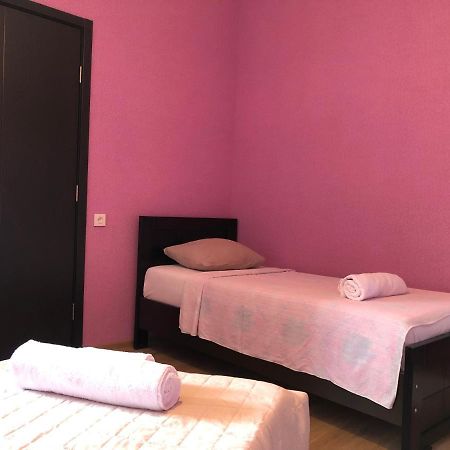 Doors Hotel Кутаиси Екстериор снимка