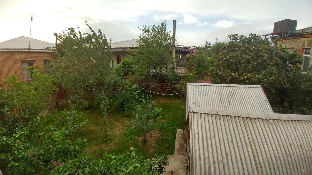 Doors Hotel Кутаиси Екстериор снимка